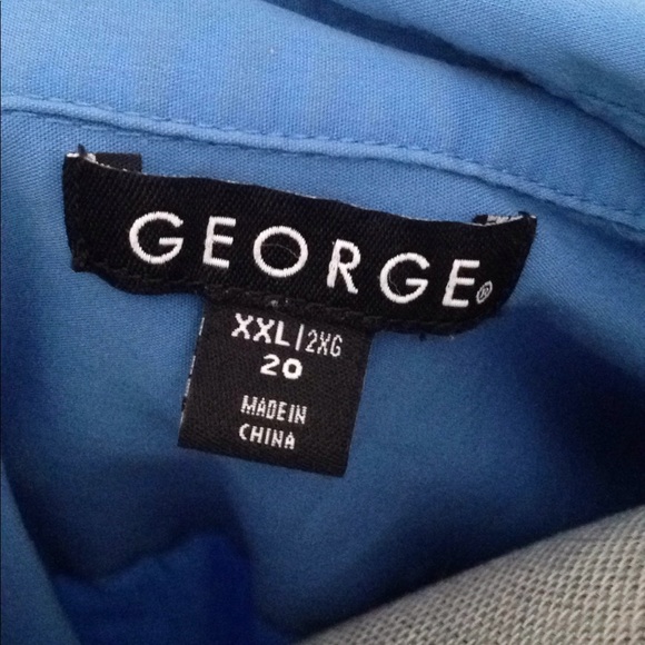 Light blue button down - Picture 4 of 5